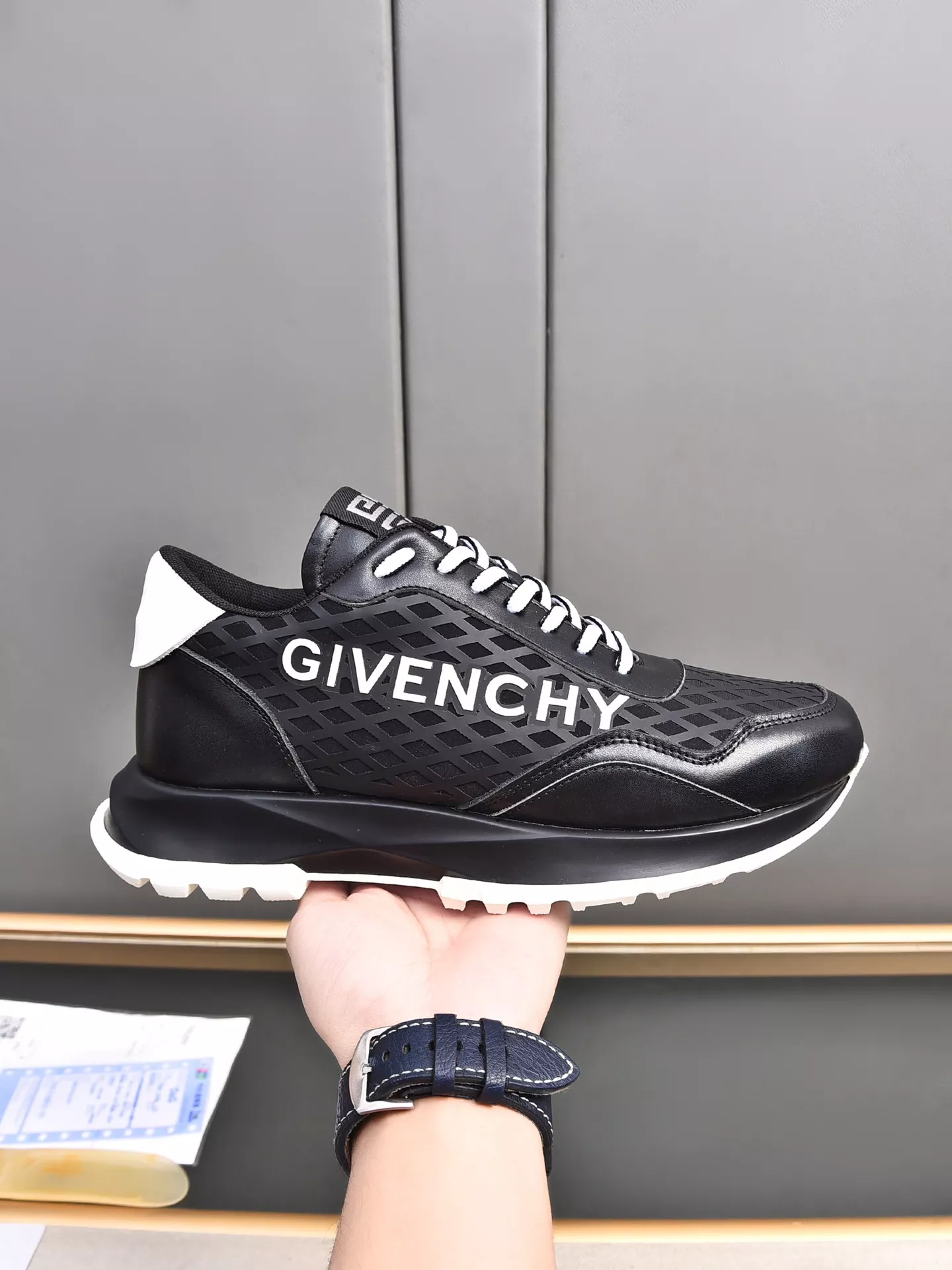 givenchy decontractees chaussures pour homme s_12b53b71